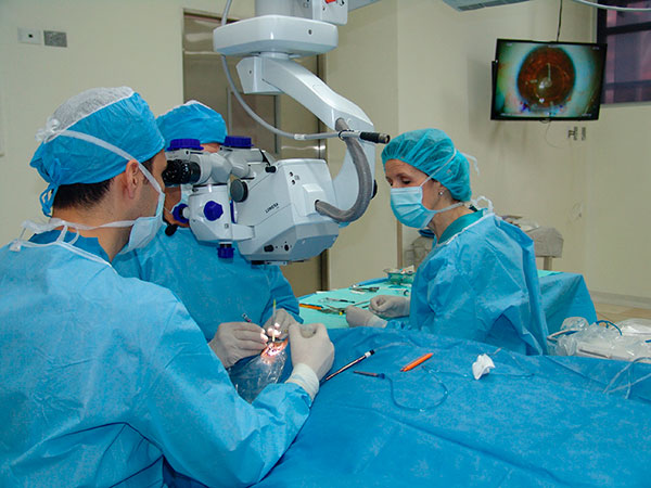 cirugia-oftalmologica-procedimiento